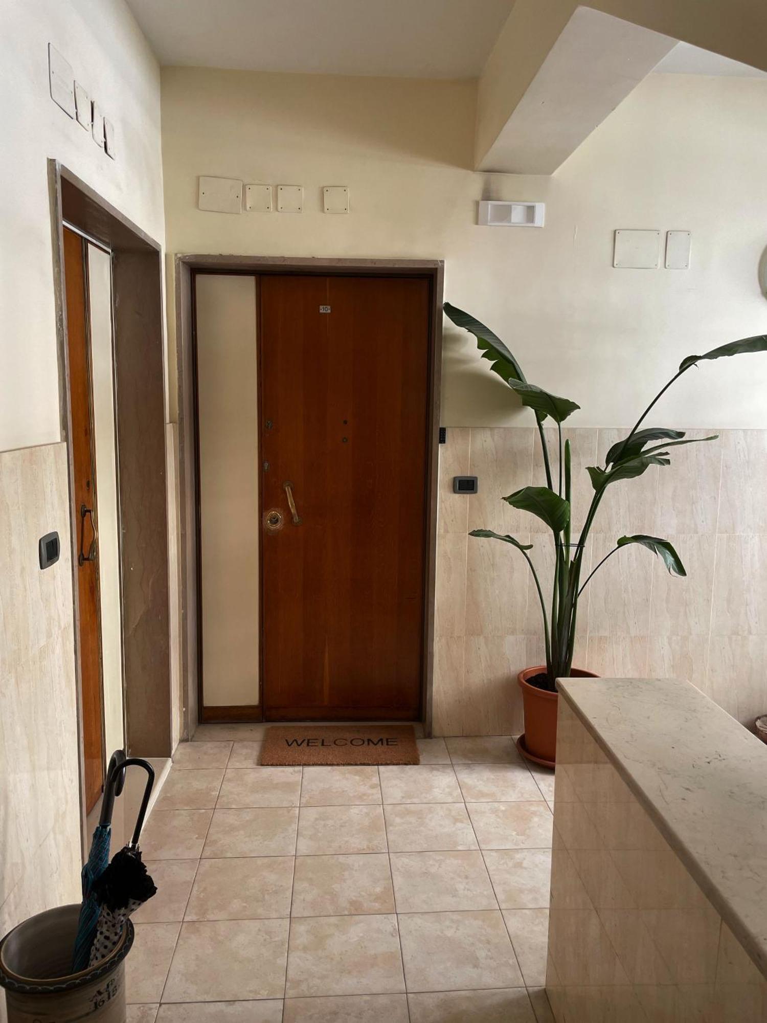 شقة Renza House Chiaia نابولي المظهر الخارجي الصورة